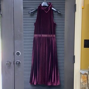 Pleated velvet midi dress